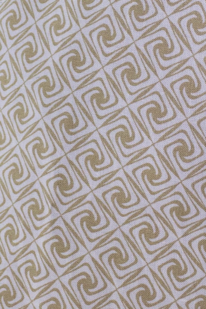 Camicia Uomo In Viscosa fantasia Vortici Beige vestibilita comoda Collo Italiano