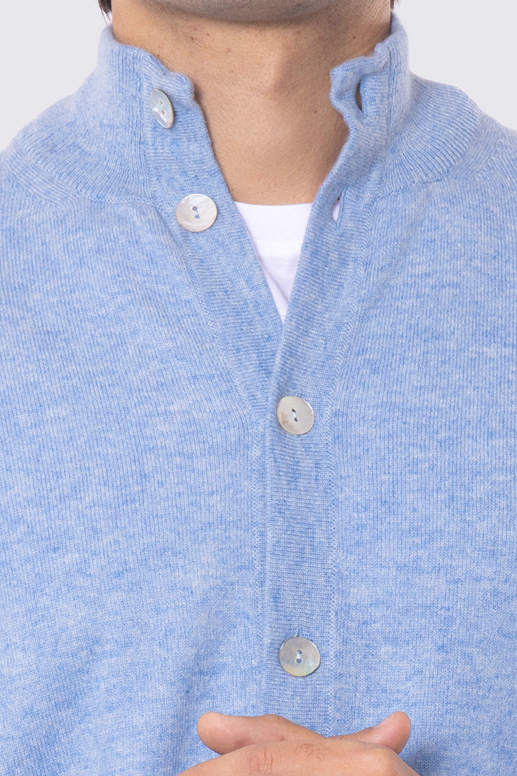 Cardigan collo alto con bottoni azzurro 100% cashmere a tubolare tinta unita con elastici sulle maniche e sul fondo Finezza 12