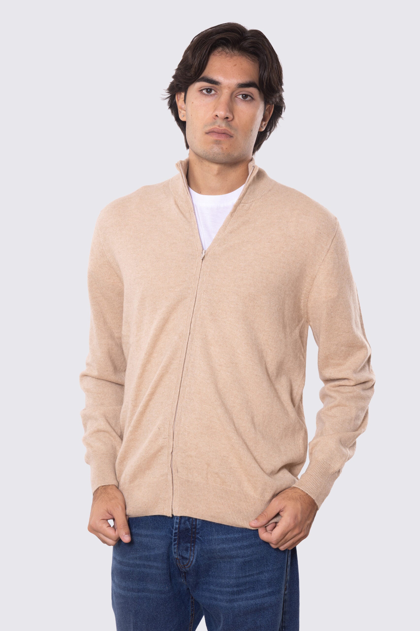 Maglione collo alto con zip a scomparsa cammello 100% cashmere a tubolare tinta unita con elastici sulle maniche e sul fondo Finezza 12