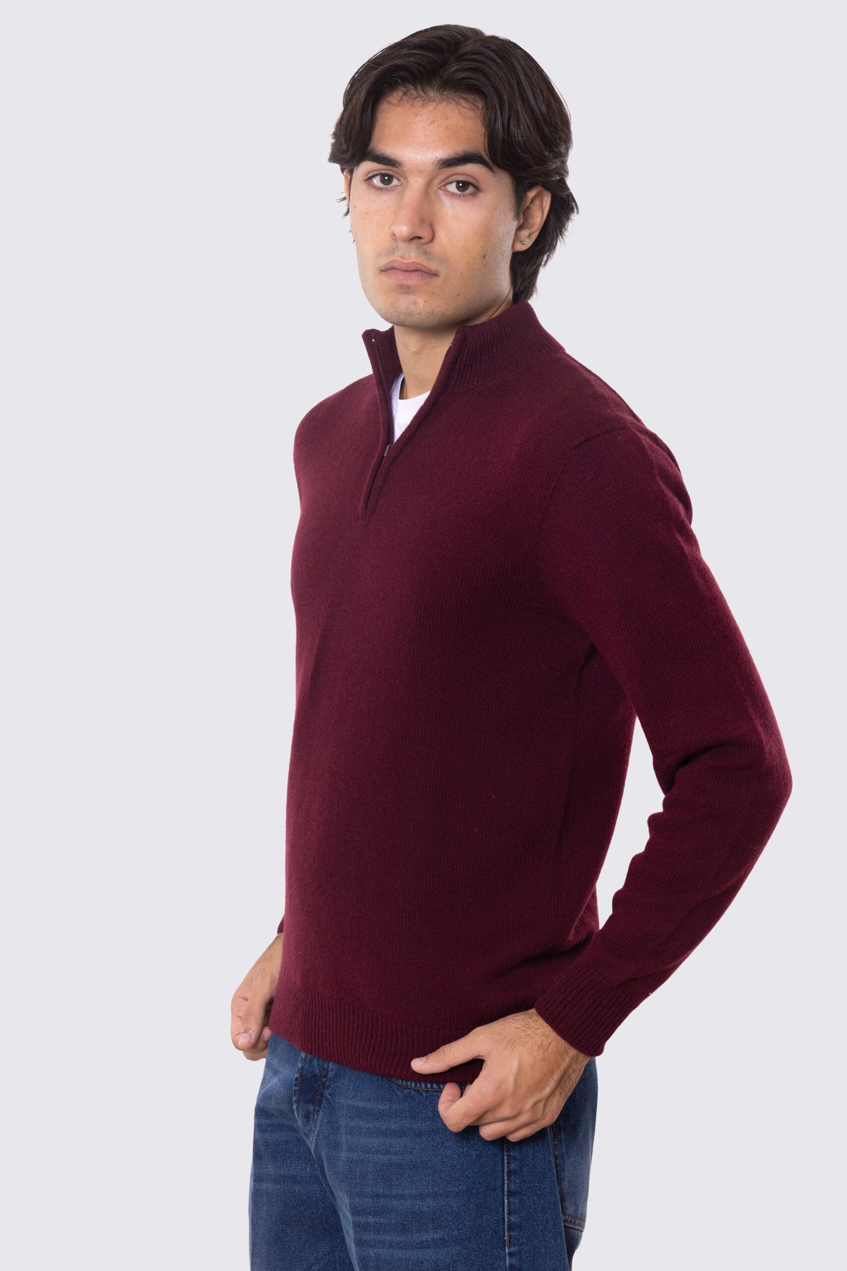 Maglione collo alto con mezza zip a scomparsa bordeaux 100% cashmere a tubolare tinta unita con elastici sulle maniche e sul fondo Finezza 12