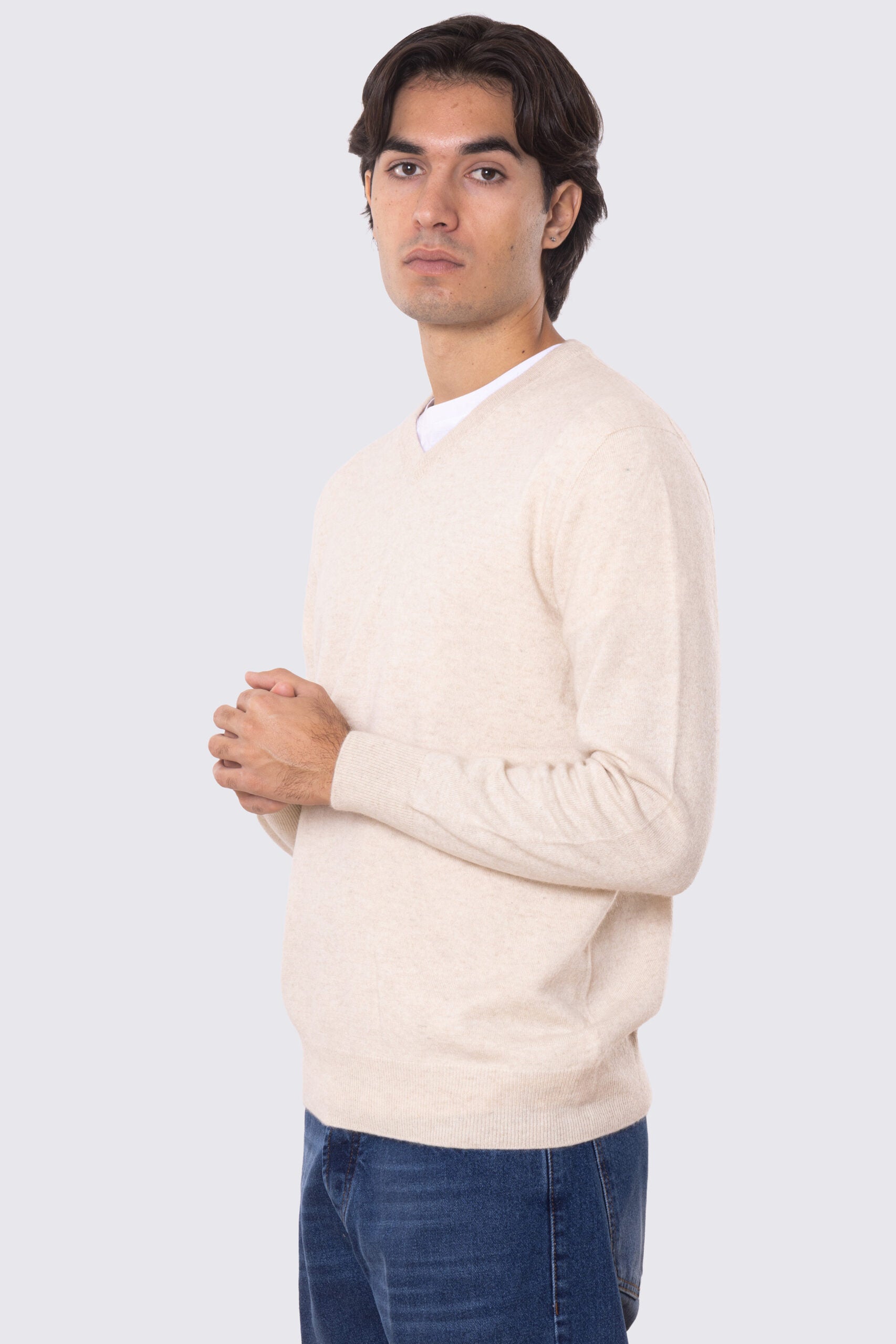 Maglione scollo a v panna 100% cashmere a tubolare tinta unita con elastici sulle maniche e sul fondo Finezza 12