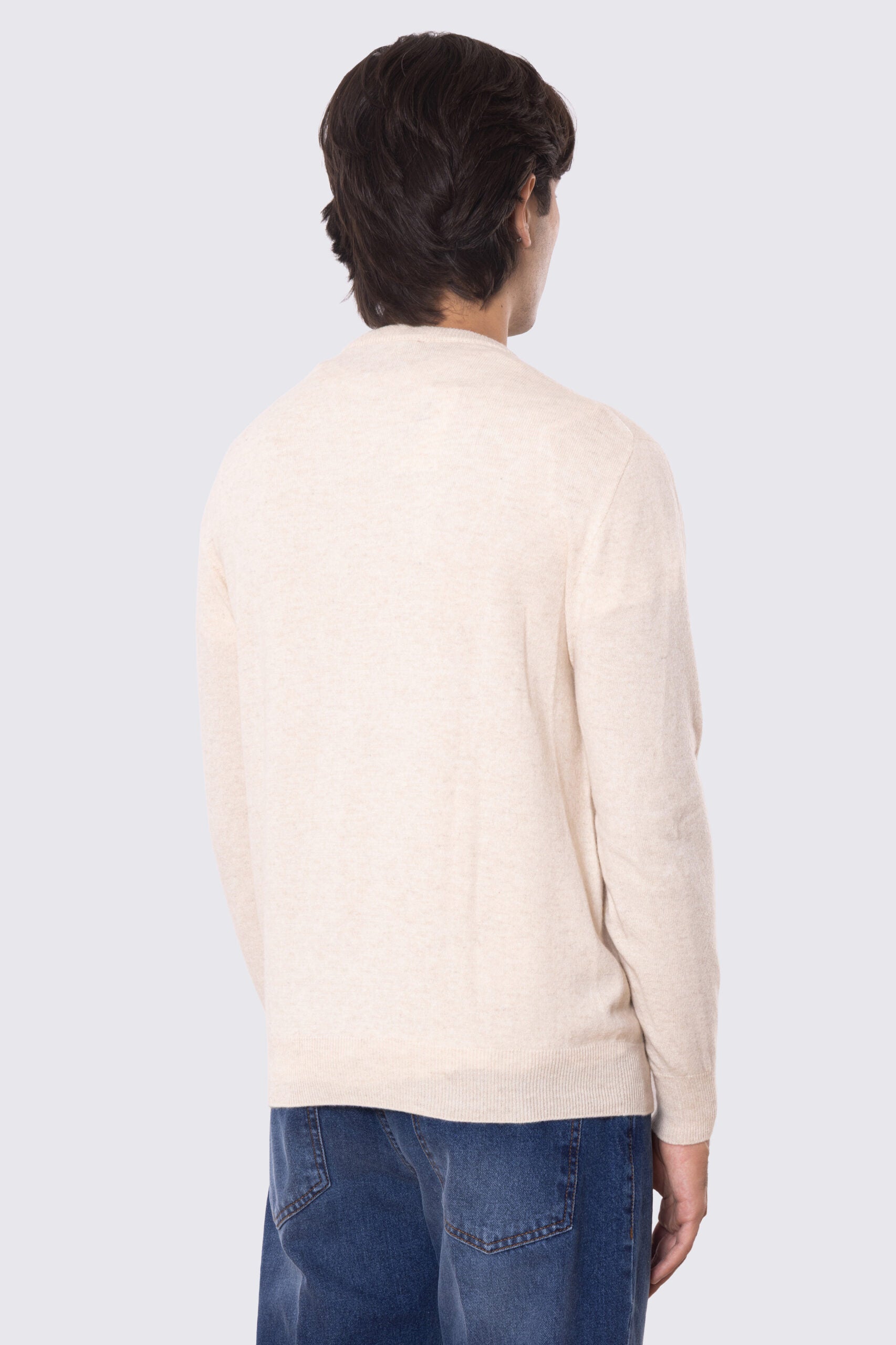 Maglione girocollo beige chiaro 100% cashmere a tubolare tinta unita con elastici sulle maniche e sul fondo Finezza 7