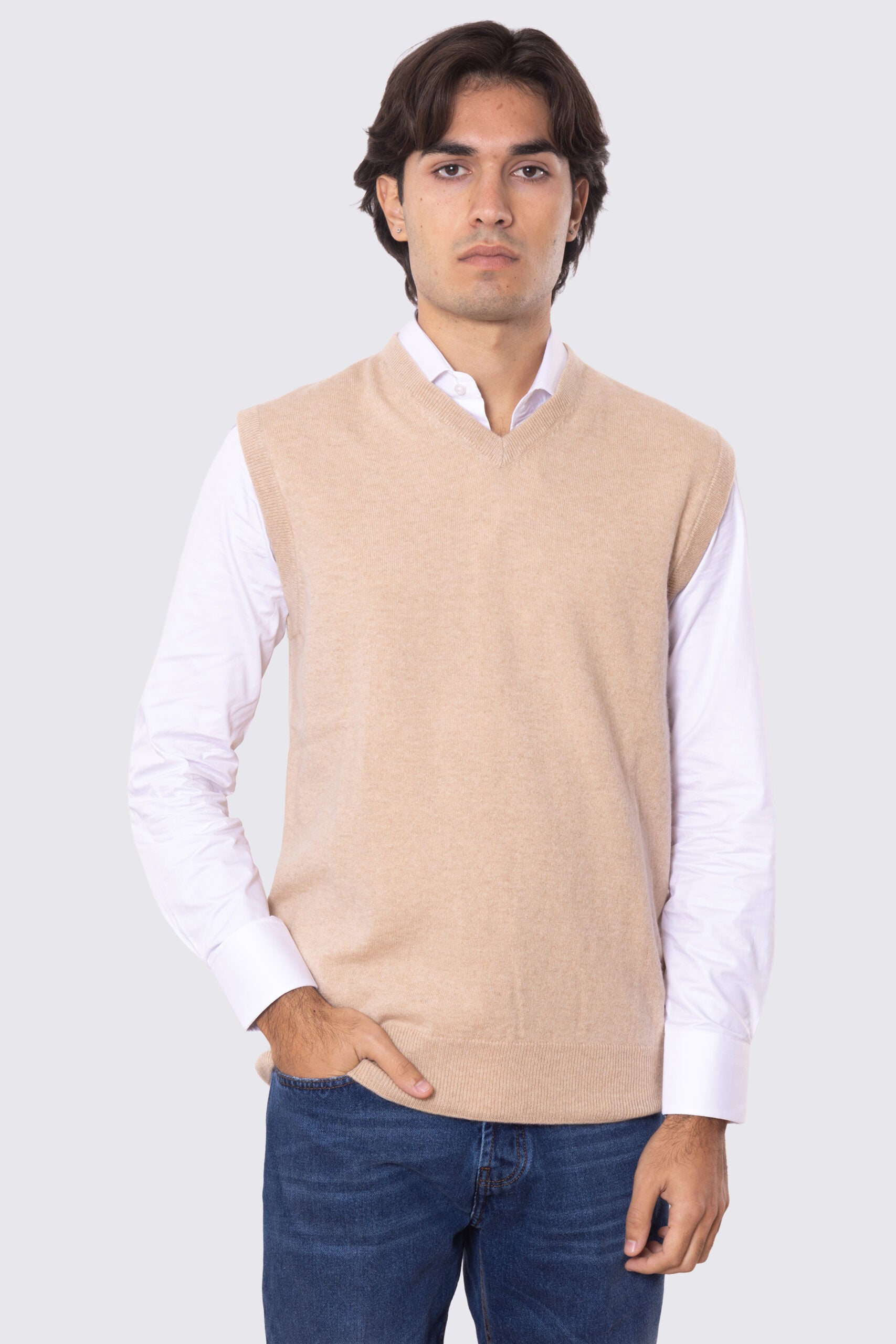 Gilet scollo a v beige 100% cashmere a tubolare tinta unita con elastici sulle maniche e sul fondo Finezza 12