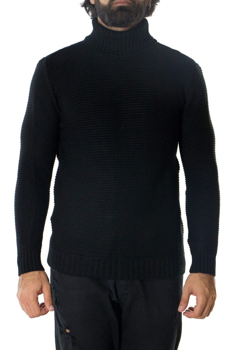 Maglione uomo lana grossa intrecciata stretta collo alto slim elastica