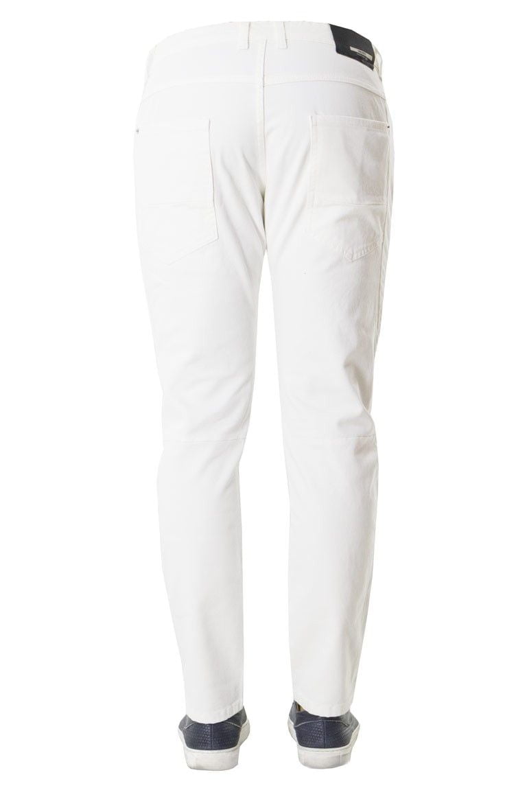 Jeans uomo slim elastico con cuciture trasversali sotto le tasche avanti modello freeman 5 tasche chiusura bottoni