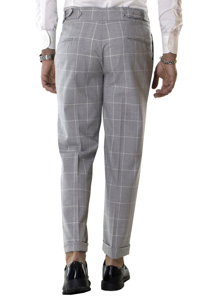 Pantalone uomo grigio a quadri vita alta con pinces fibbie laterali e risvolto 4cm