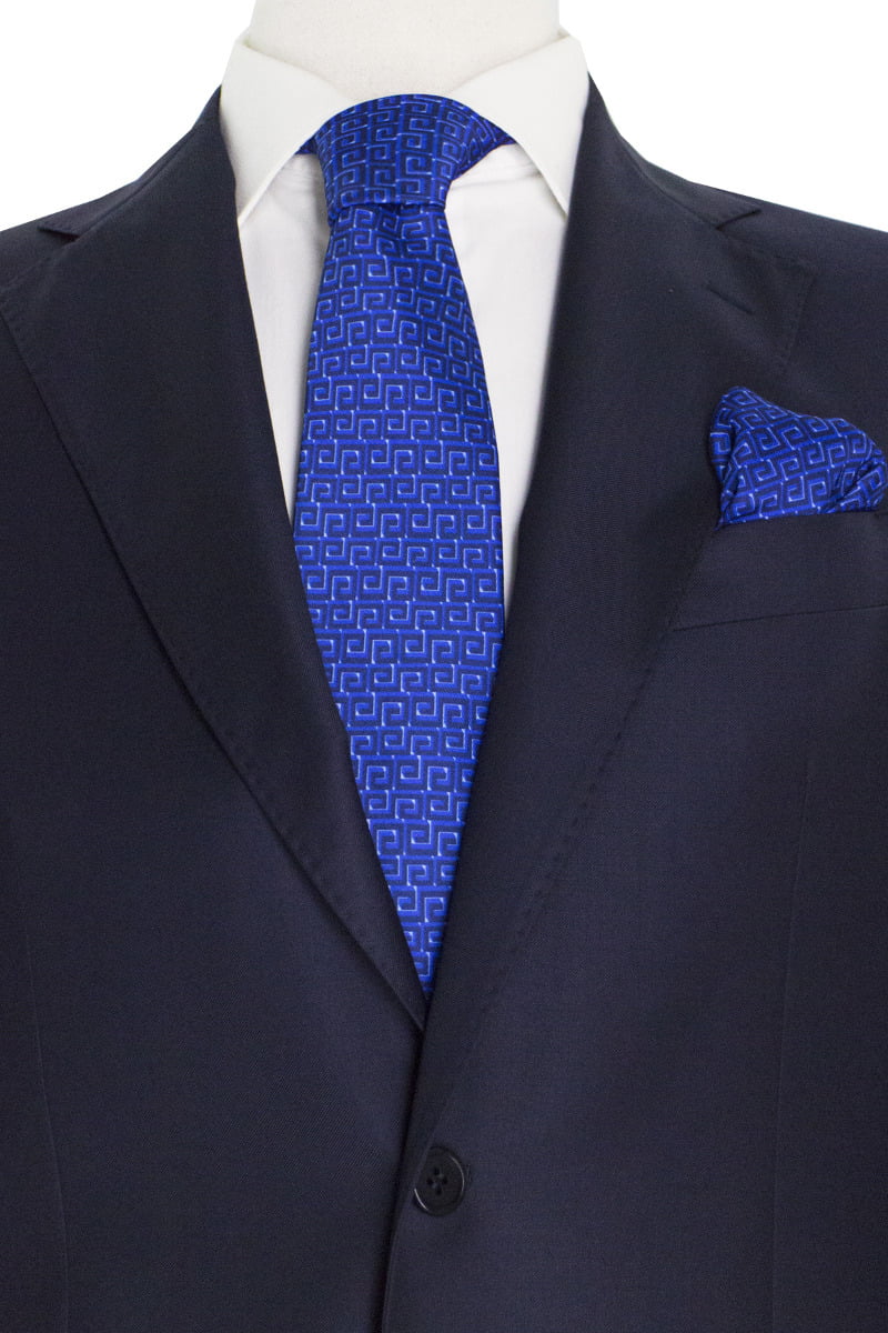 Cravatta uomo blu fantasia labirinto nera compresa di pochette abbinata