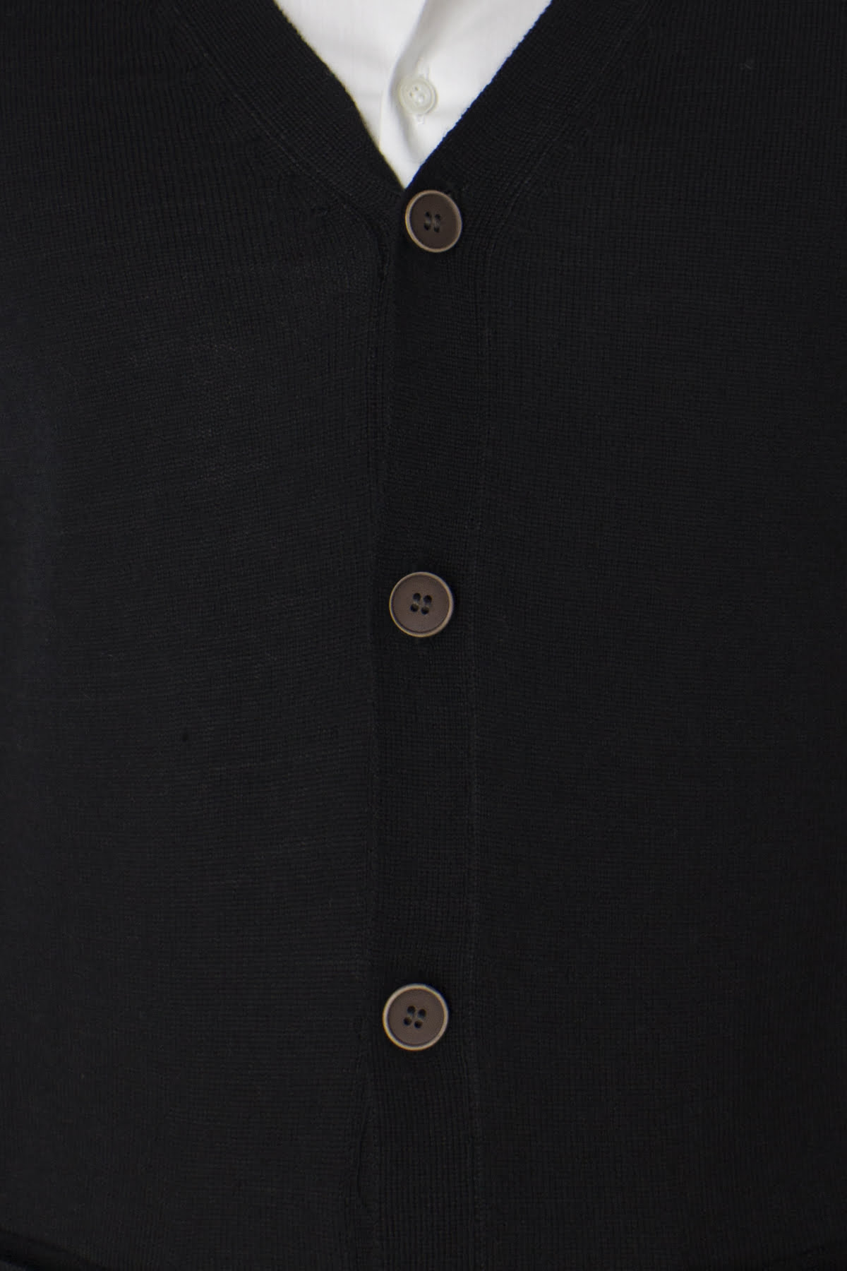 Cardigan uomo nero in lana 6 bottoni con tasche a filo slim fit