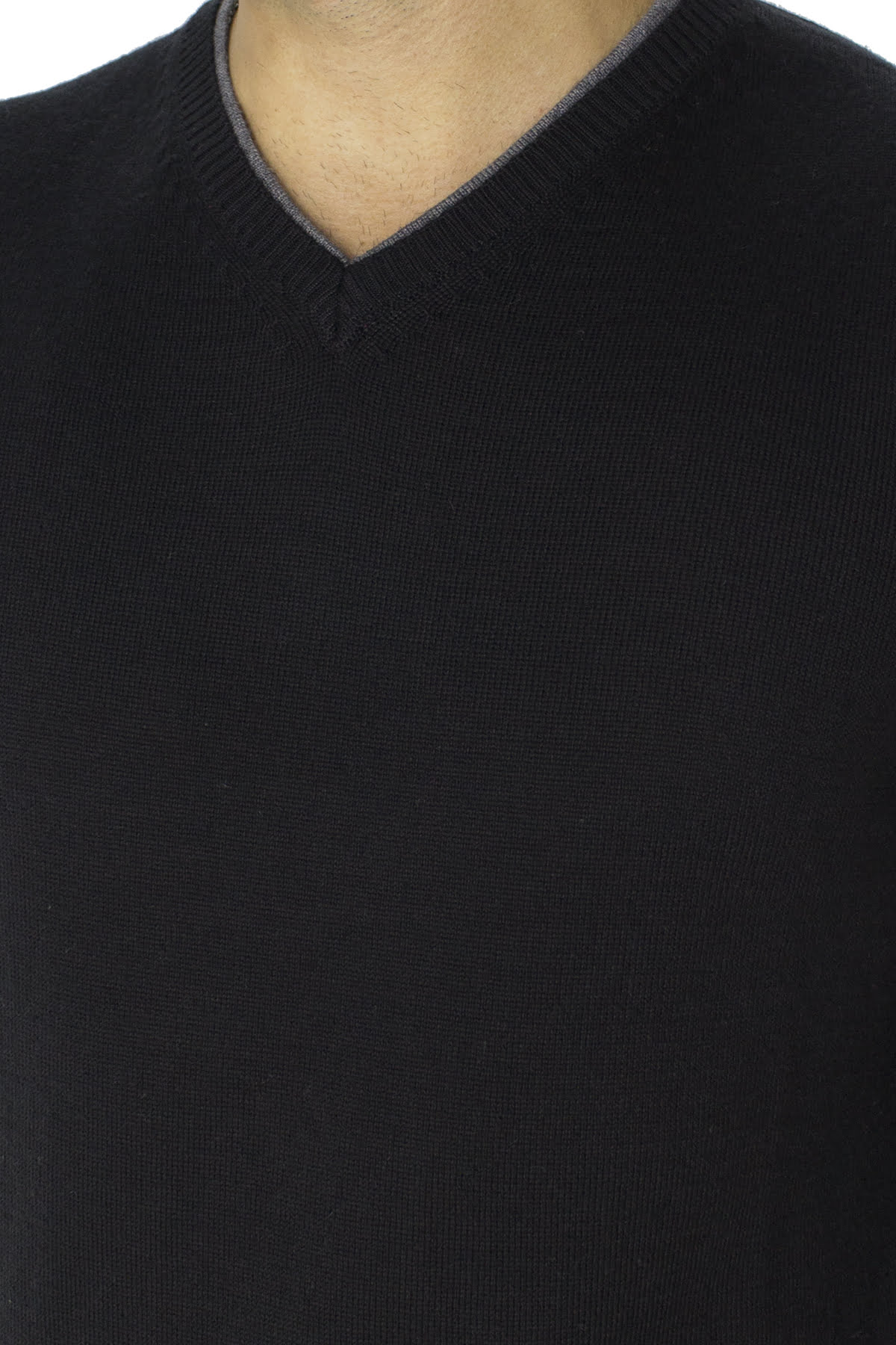 Maglione uomo scollo a v nero in lana con bordino grigio slim fit