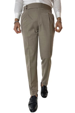 Pantalone uomo Fango in fresco lana tinta unita vita alta con pinces fibbie laterali e risvolto 4cm