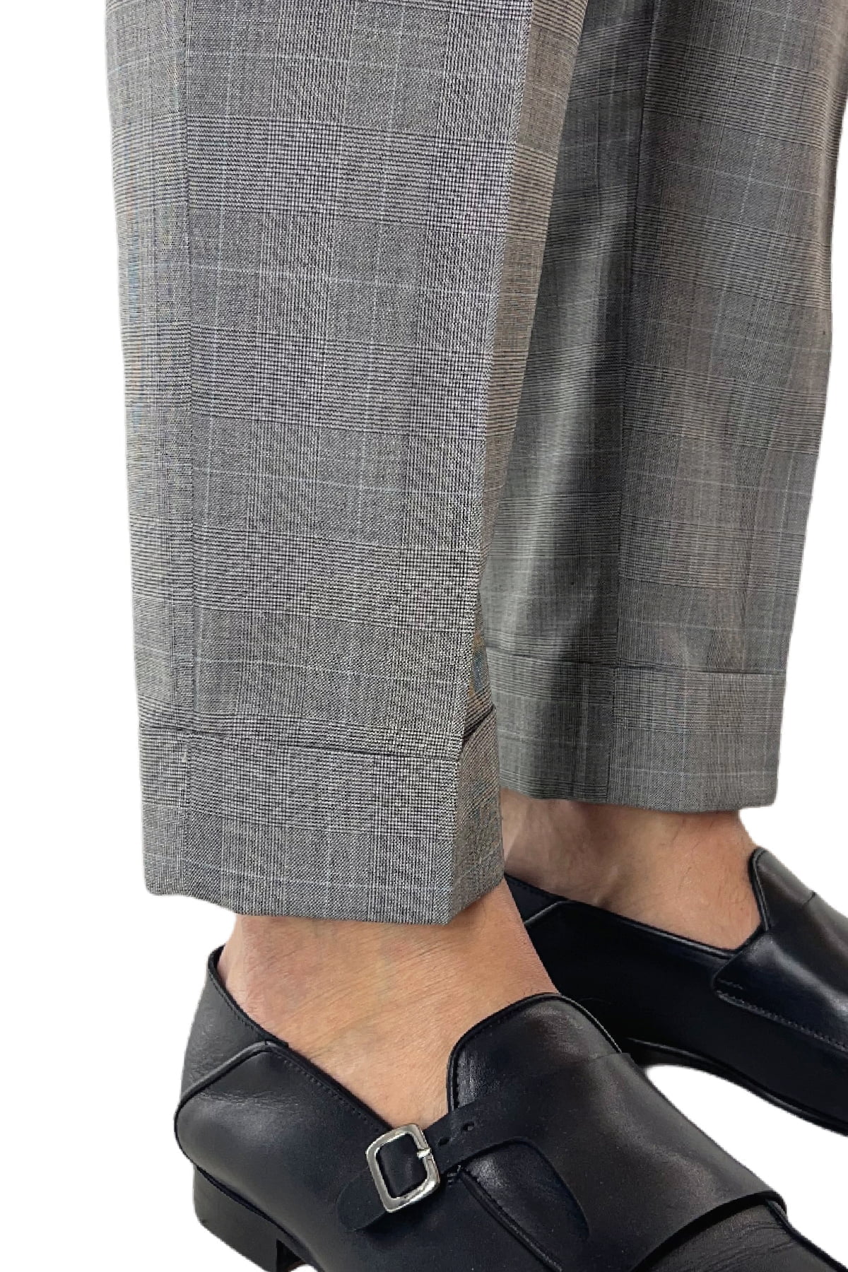 Pantalone uomo grigio fantasia principe di galles in fresco lana 120's vita alta con pinces fibbie laterali e risvolto 4cm
