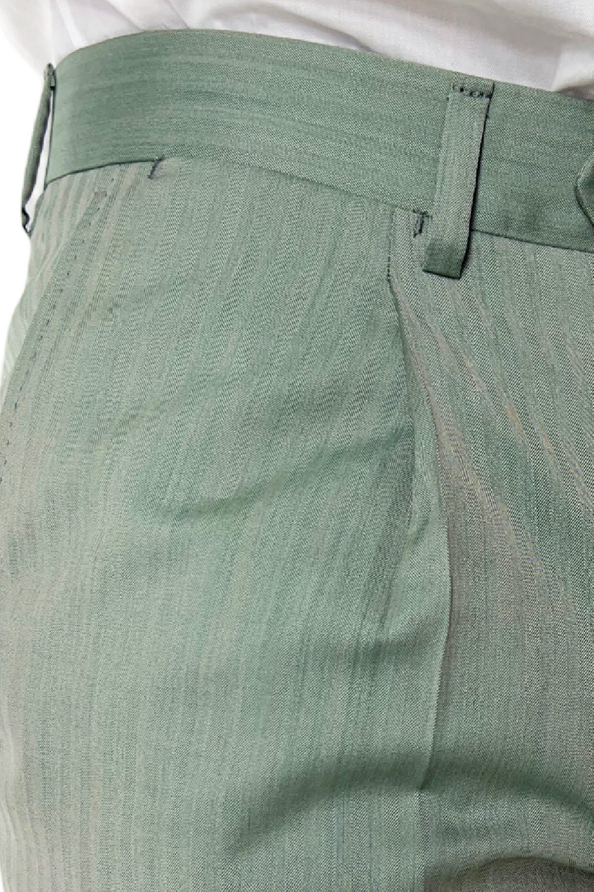 Pantalone uomo verde Solaro in fresco lana e seta Holland & Sherry vita alta con una pinces e risvolto 4cm