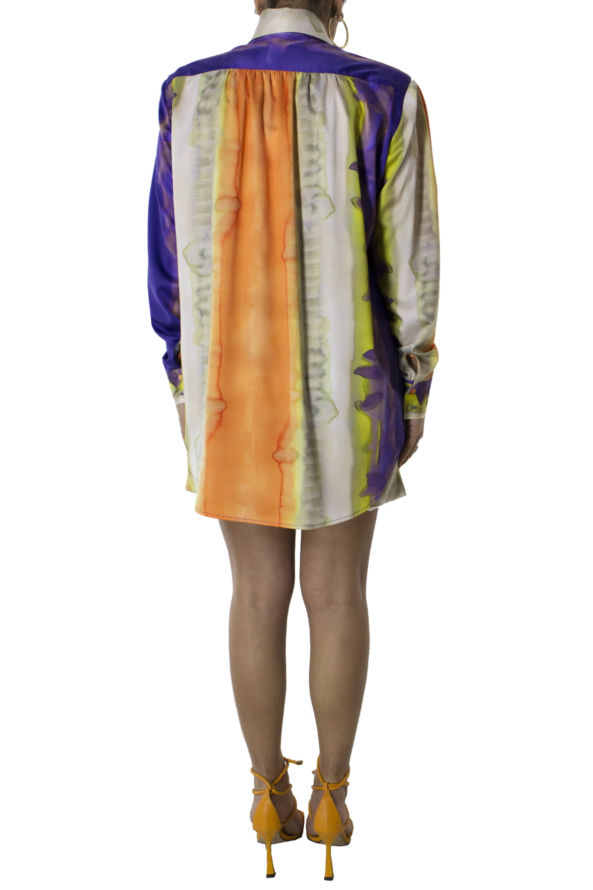 Camicia donna oversize in raso lucido con spalline removibili bottoni in tessuto tono su tono