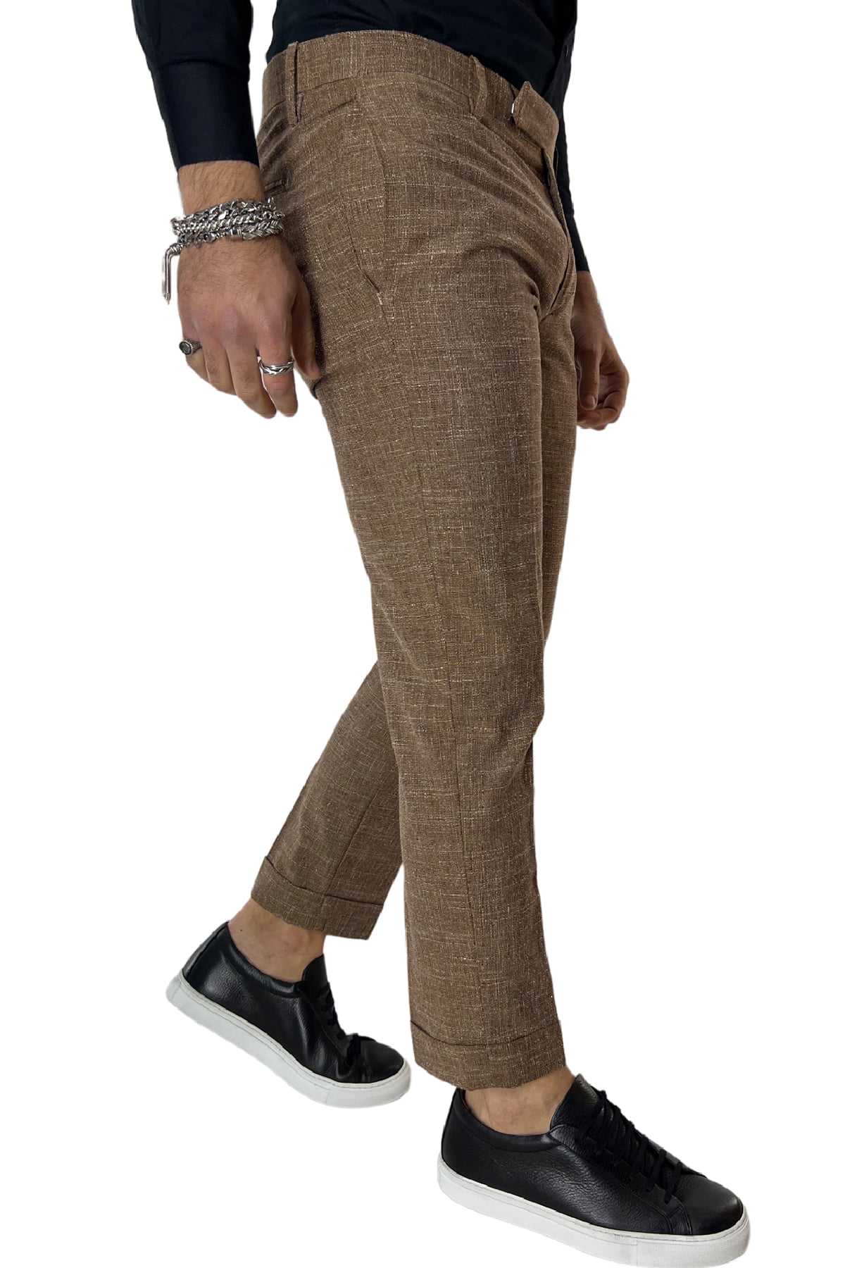 Pantalone uomo marrone in lino tasca a filo slim fit sartoriale con trama bianca all interno