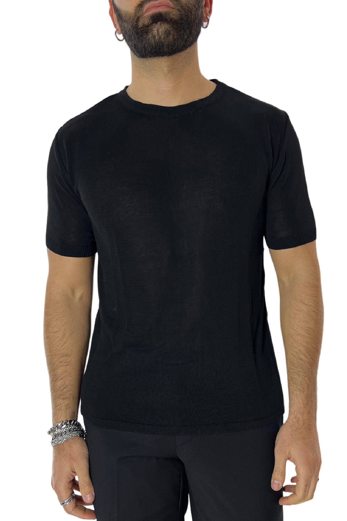 T-shirt uomo nera in viscosa mezze maniche scollo largo made in italy
