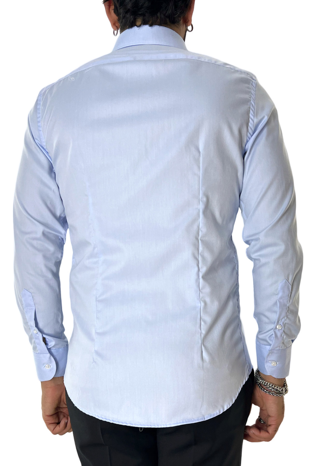 Camicia Uomo Slim fit 100% cotone morbido effetto microriga tono su tono Collo semi francese tinta unita