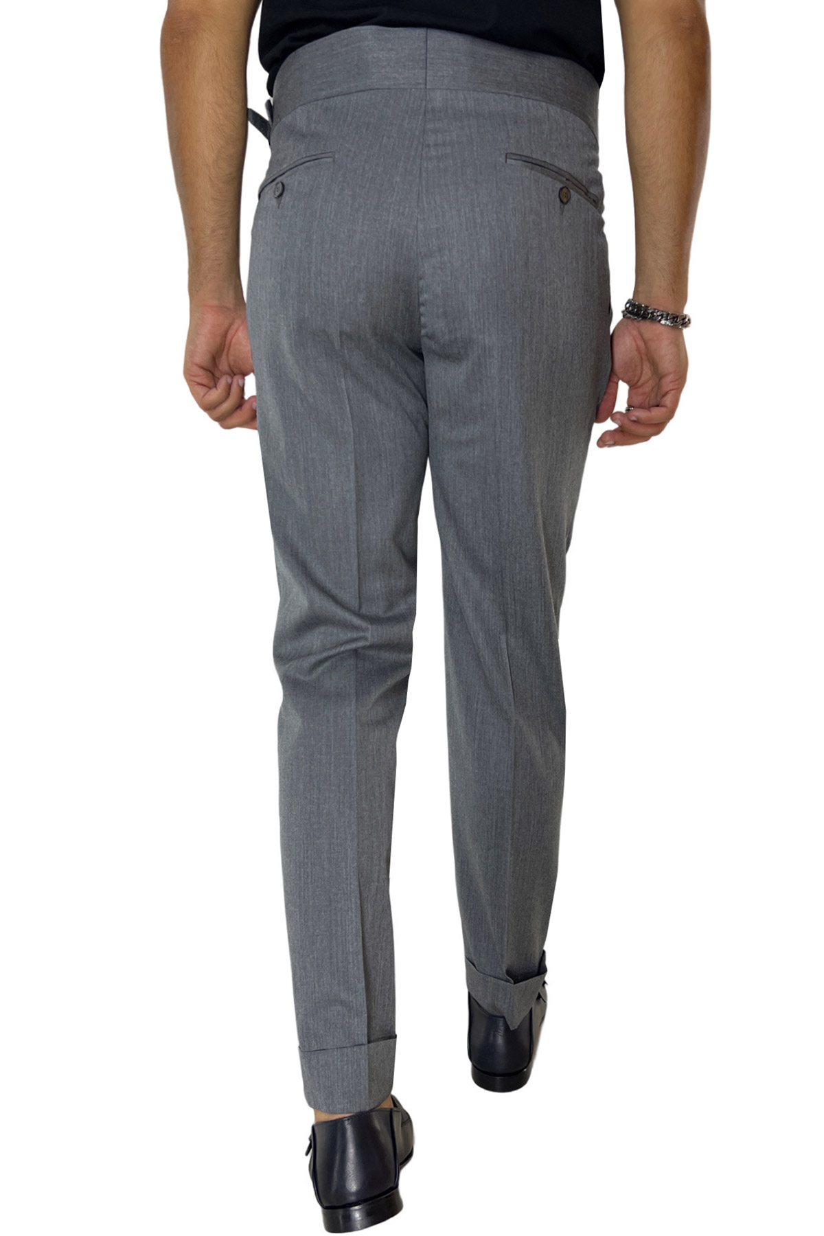 Pantalone uomo grigio medio vita alta modello biforcato in fresco lana super 130's Holland & Sherry