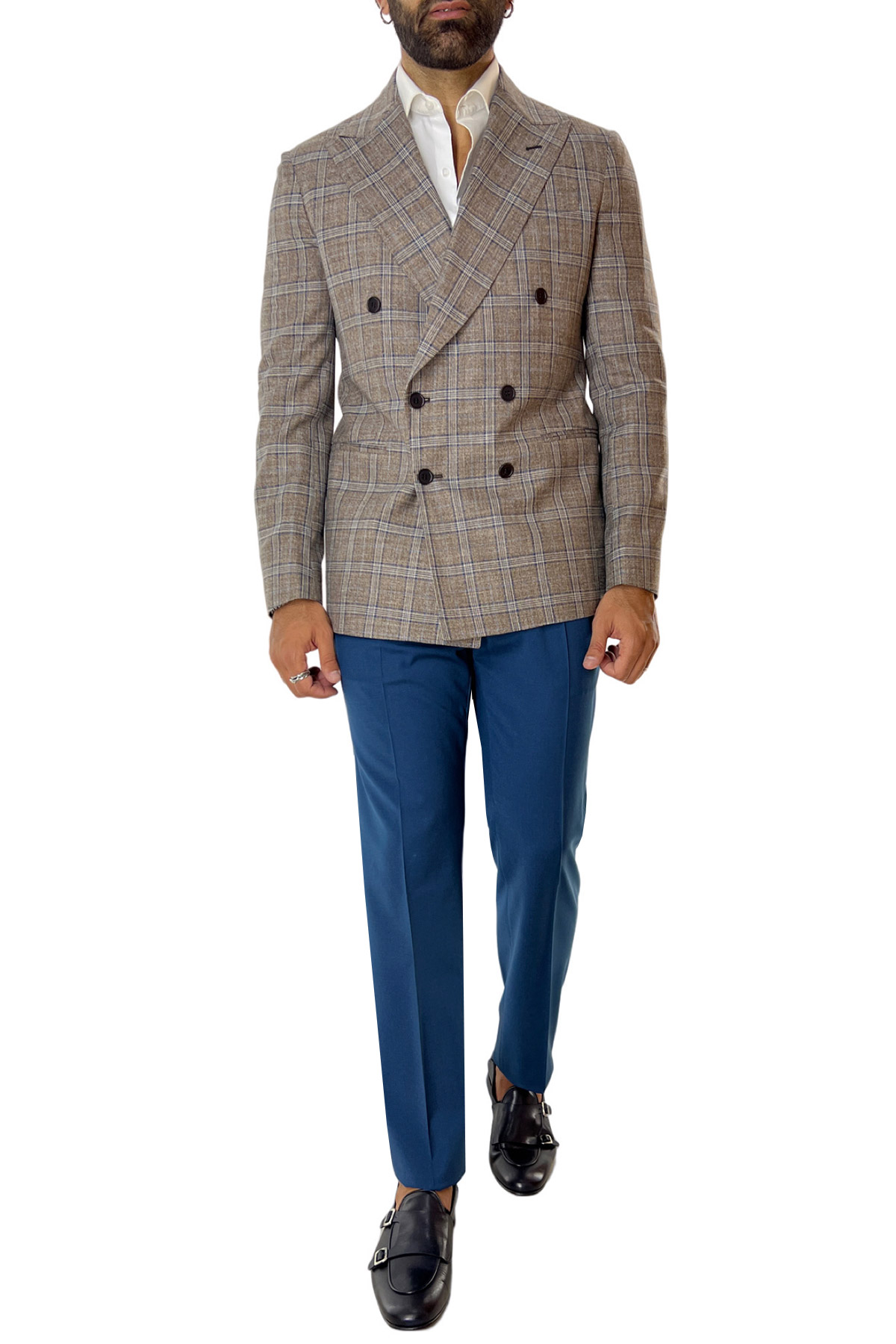 Abito uomo spezzato con giacca doppiopetto marrone fantasia quadri e pantalone petrolio vita alta con fibbie Carillo Moda Abbigliamento uomo e donna scarpe e accessori
