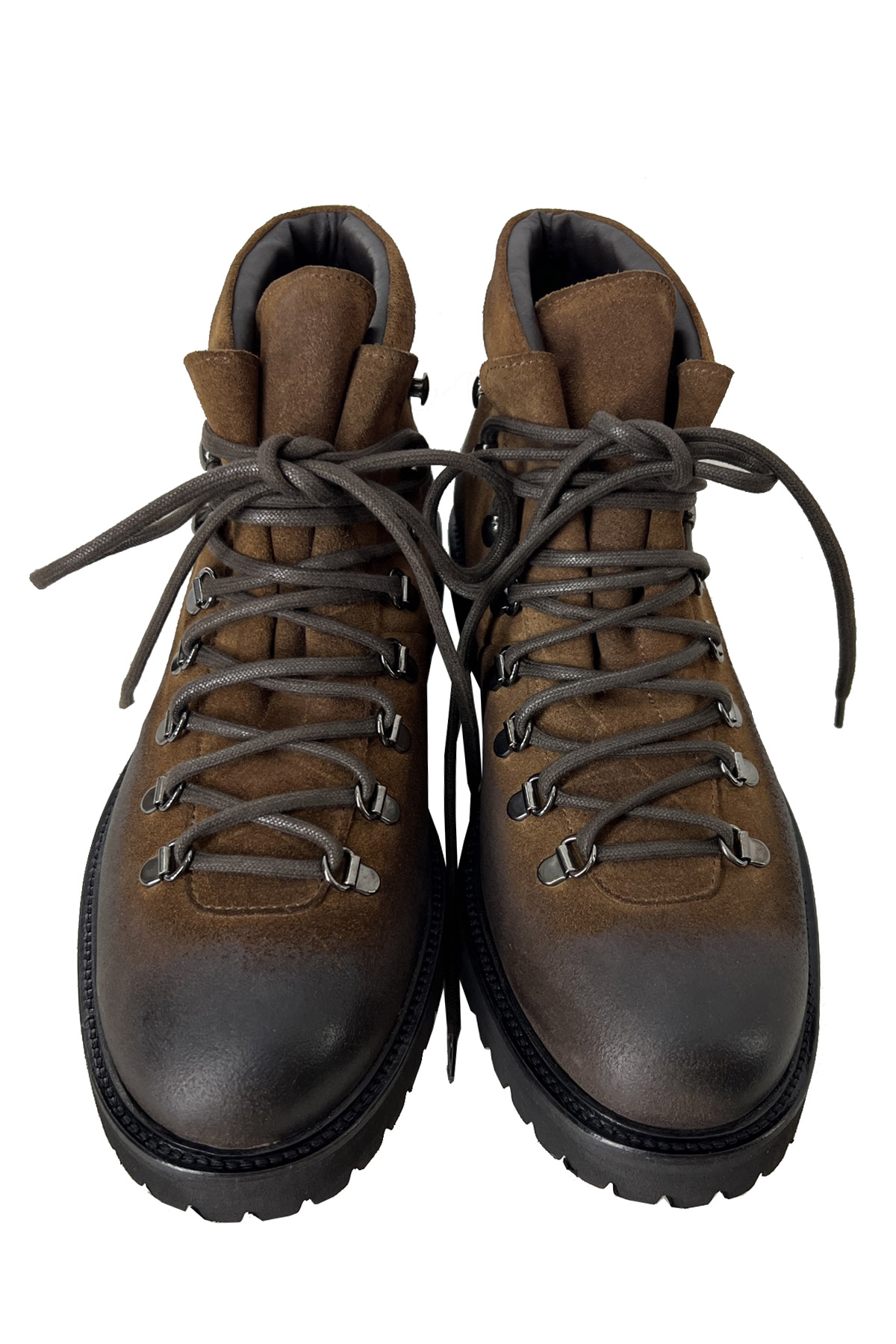 Stivaletti da uomo marrone in camoscio con chiusura lacci anfibi e suola carrarmato made in italy Carillo Moda Abbigliamento uomo e donna scarpe e accessori