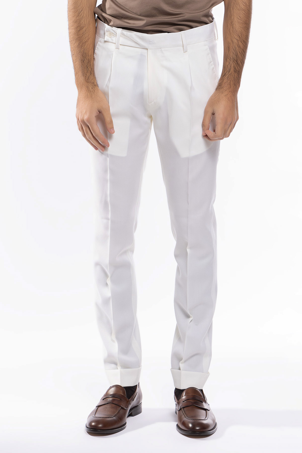 Pantalone uomo Bianco fresco lana super 130's tasca america con una pinces e risvolto 4cm