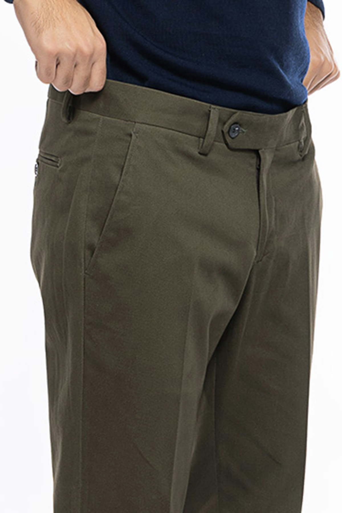 Pantalone uomo verde militare tasca america in cotone slim fit con risvolto di 5cm