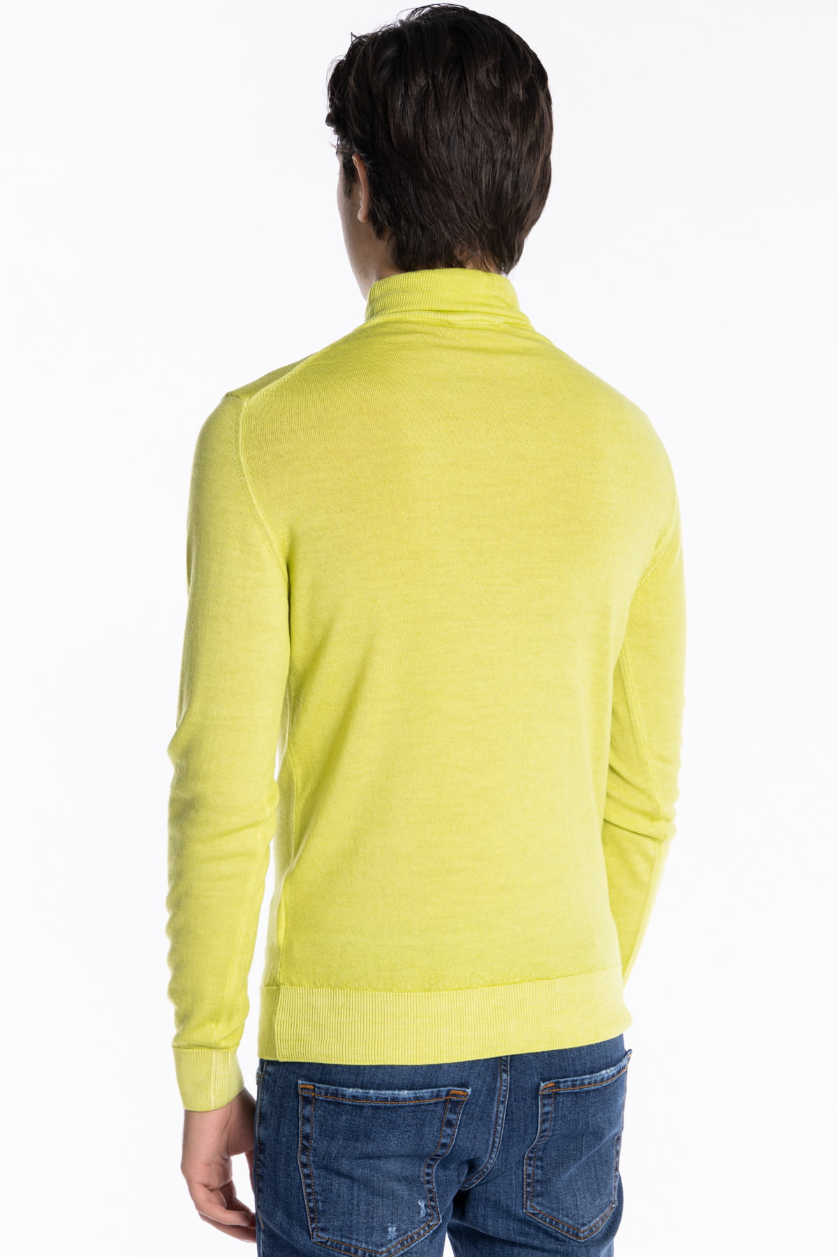 Maglione da uomo collo alto giallo lime lana merinos effetto stone wash maniche lunghe