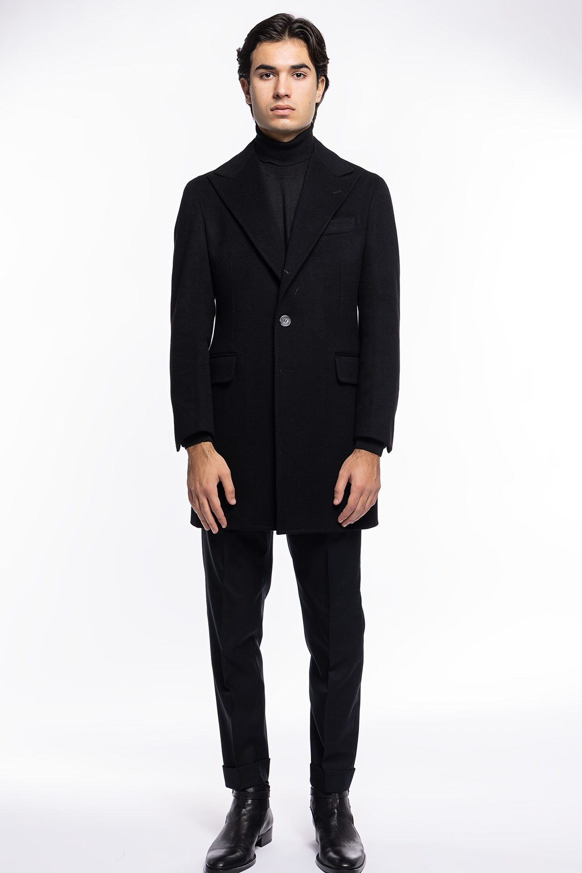 Cappotto uomo nero monopetto in lana e cashmere Bristol Tessuti Napoli rever 13cm con martingala